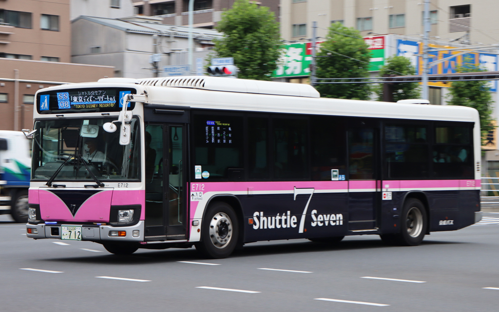 京成バス E712 足立230あ・712: exhaust note.